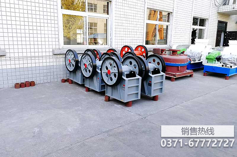 石灰石破碎机检修过程中轴承的拆装方法
